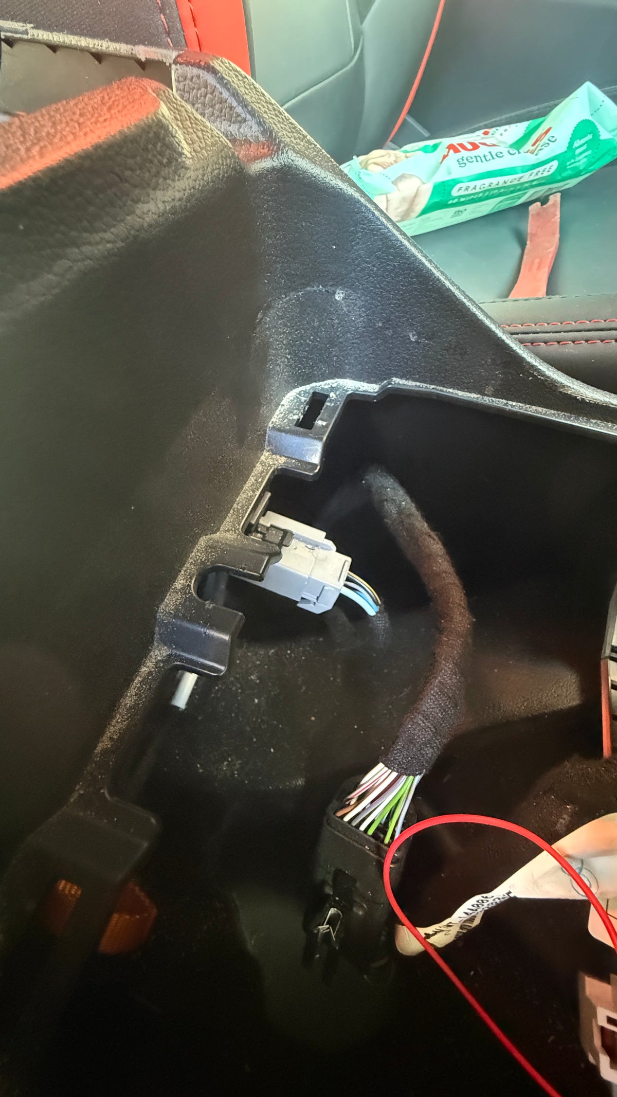 12v Centre Console Socket Harness Piggyback Adapter For The Next-Gen Ranger, Everest & Raptor ( Plug & Play )