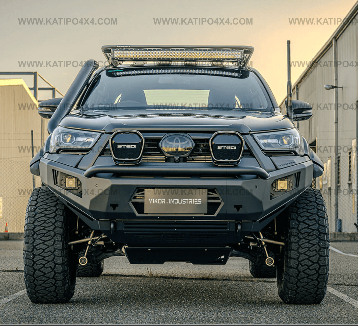 VIKOR - Toyota Hilux Rogue Bull Bar (2023-25) | Diablo (Pre-Runner)