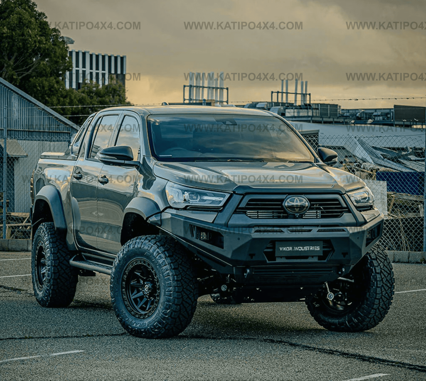 VIKOR - Toyota Hilux Rogue Bull Bar (2023-25) | Diablo (No Loop)