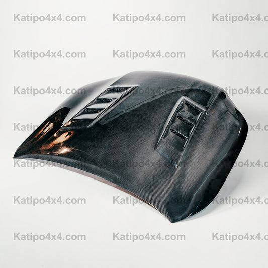 N80 TOYOTA HILUX CARBON BONNET, TYPE V-SHAPE (2015-2022)