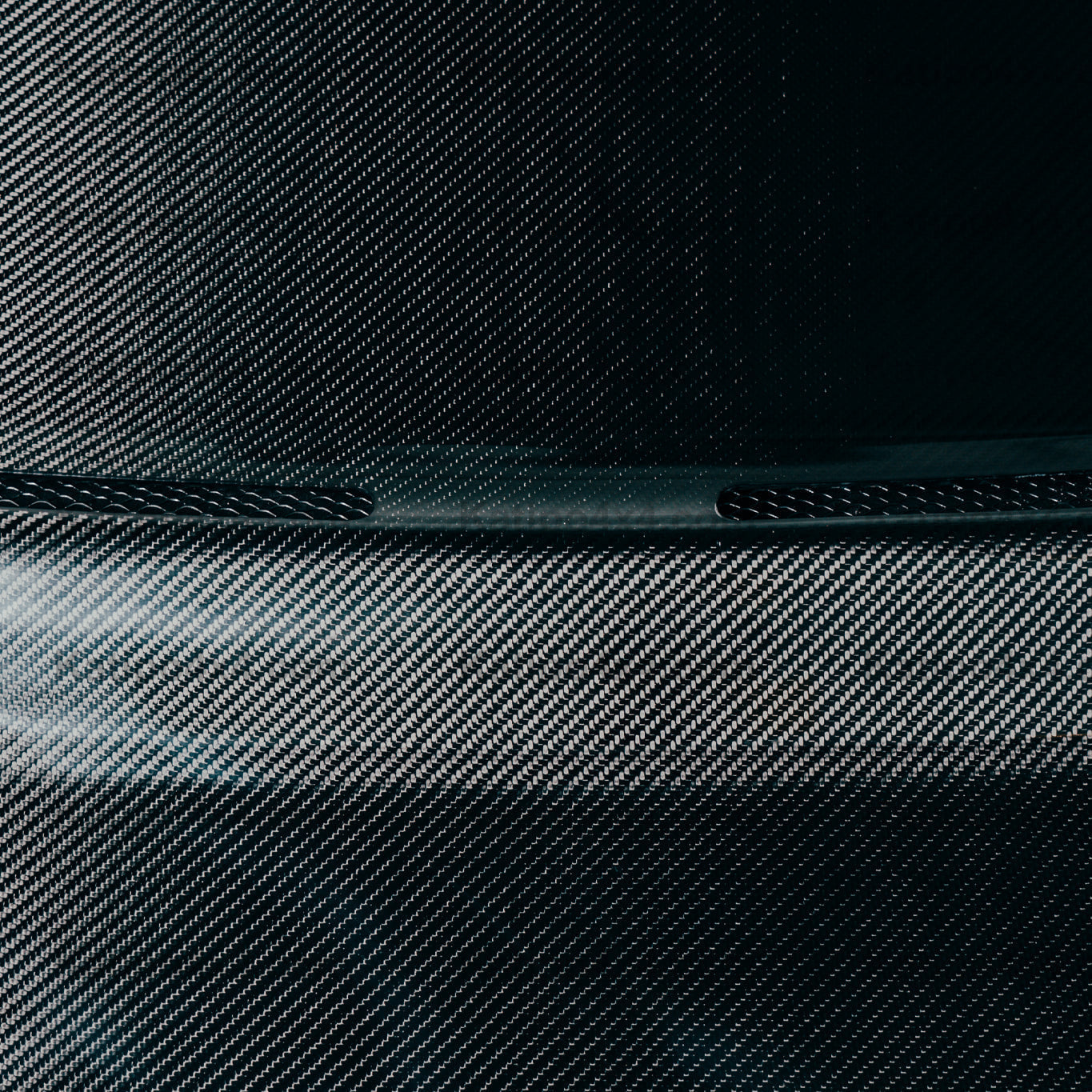 N80 TOYOTA HILUX CARBON BONNET, TYPE - GT (2015-2022)