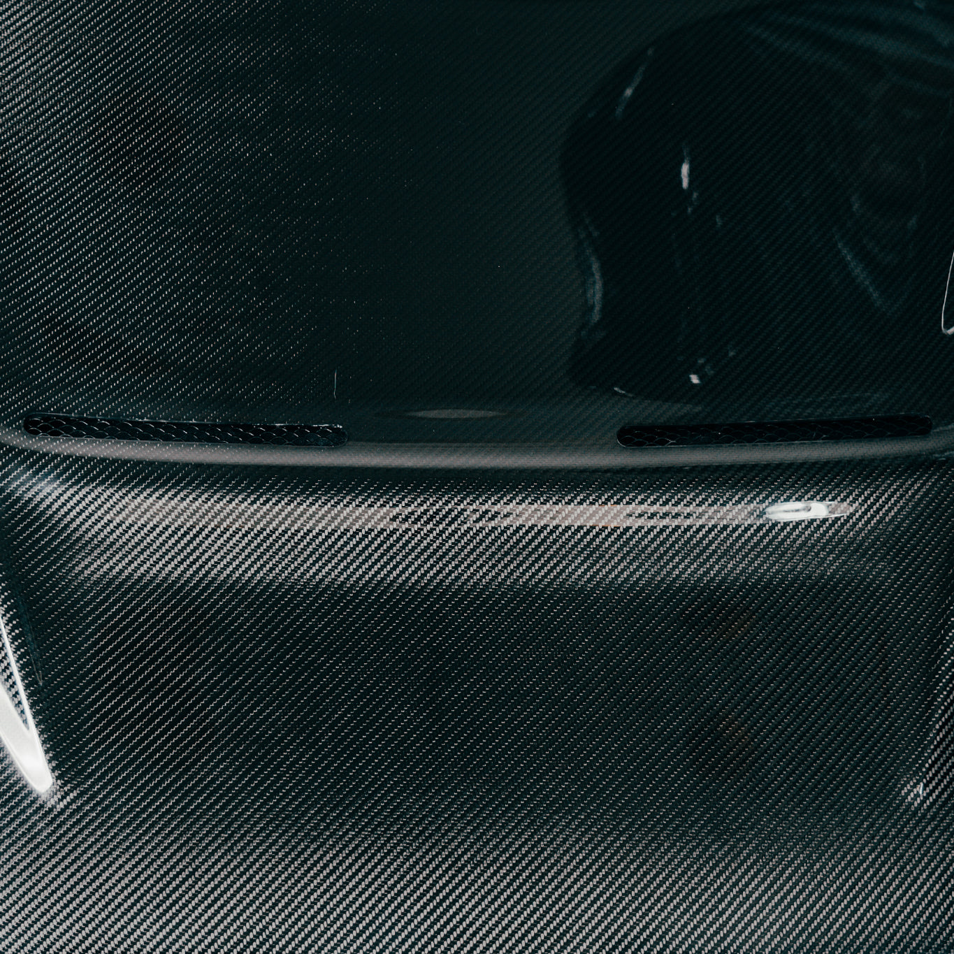 N80 TOYOTA HILUX CARBON BONNET, TYPE - BATMASN BASIC (2015-2022)