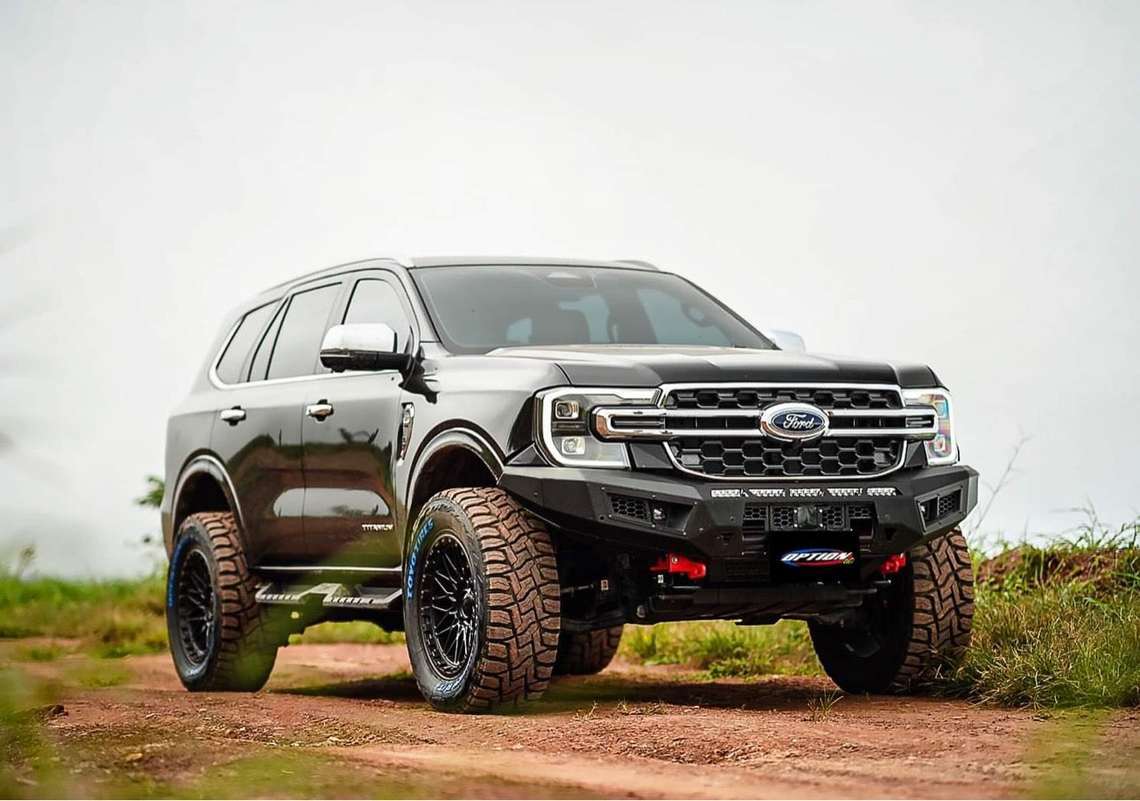 NEXT-GEN - EVEREST V.2 SIDE STEPS 2023+