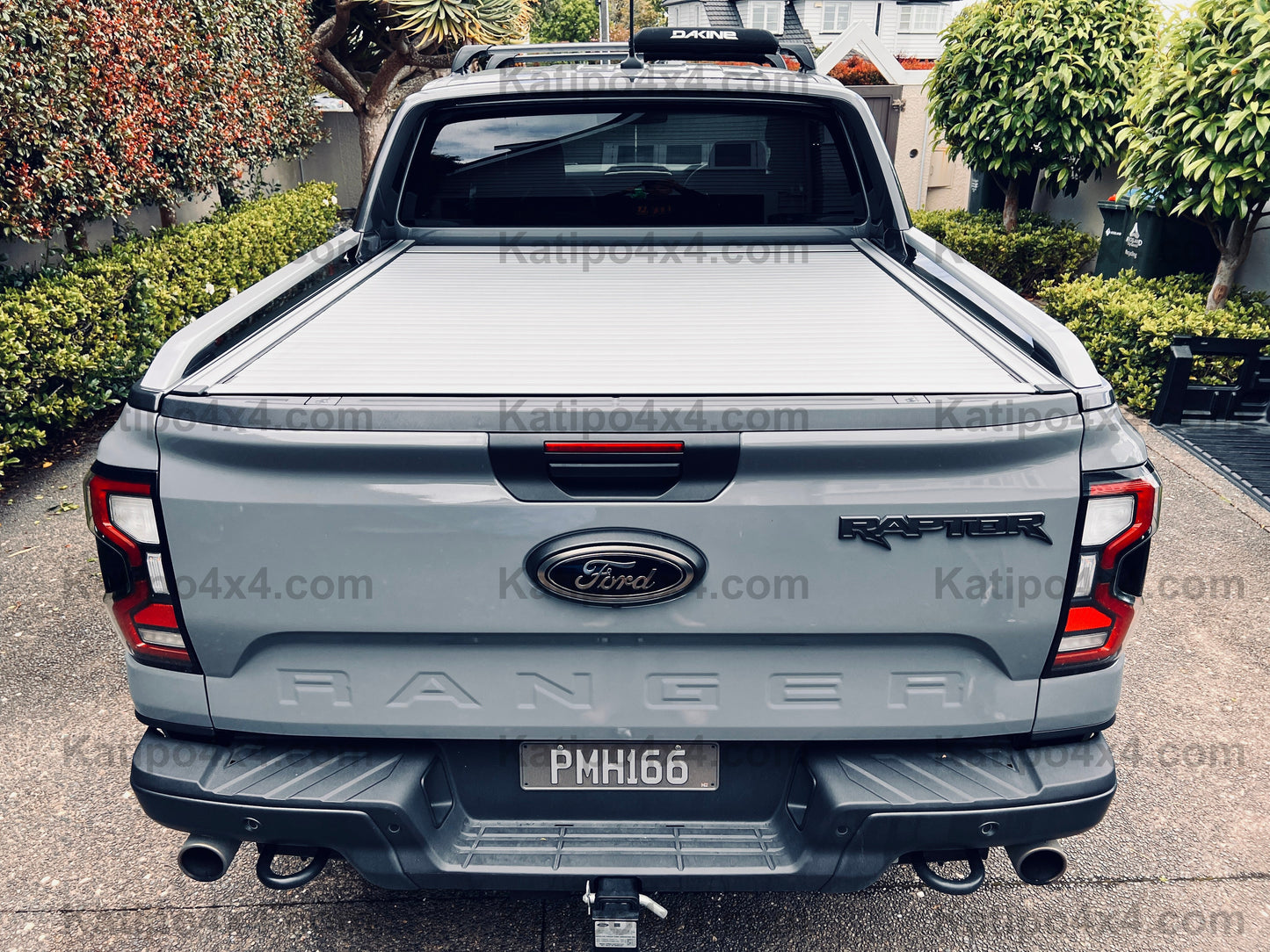 2022+ NEXT-GEN FORD RANGER & RAPTOR ELECTRIC ROLLER LID SPORTS BAR. ( FREE FITTING OR SHIPPING )