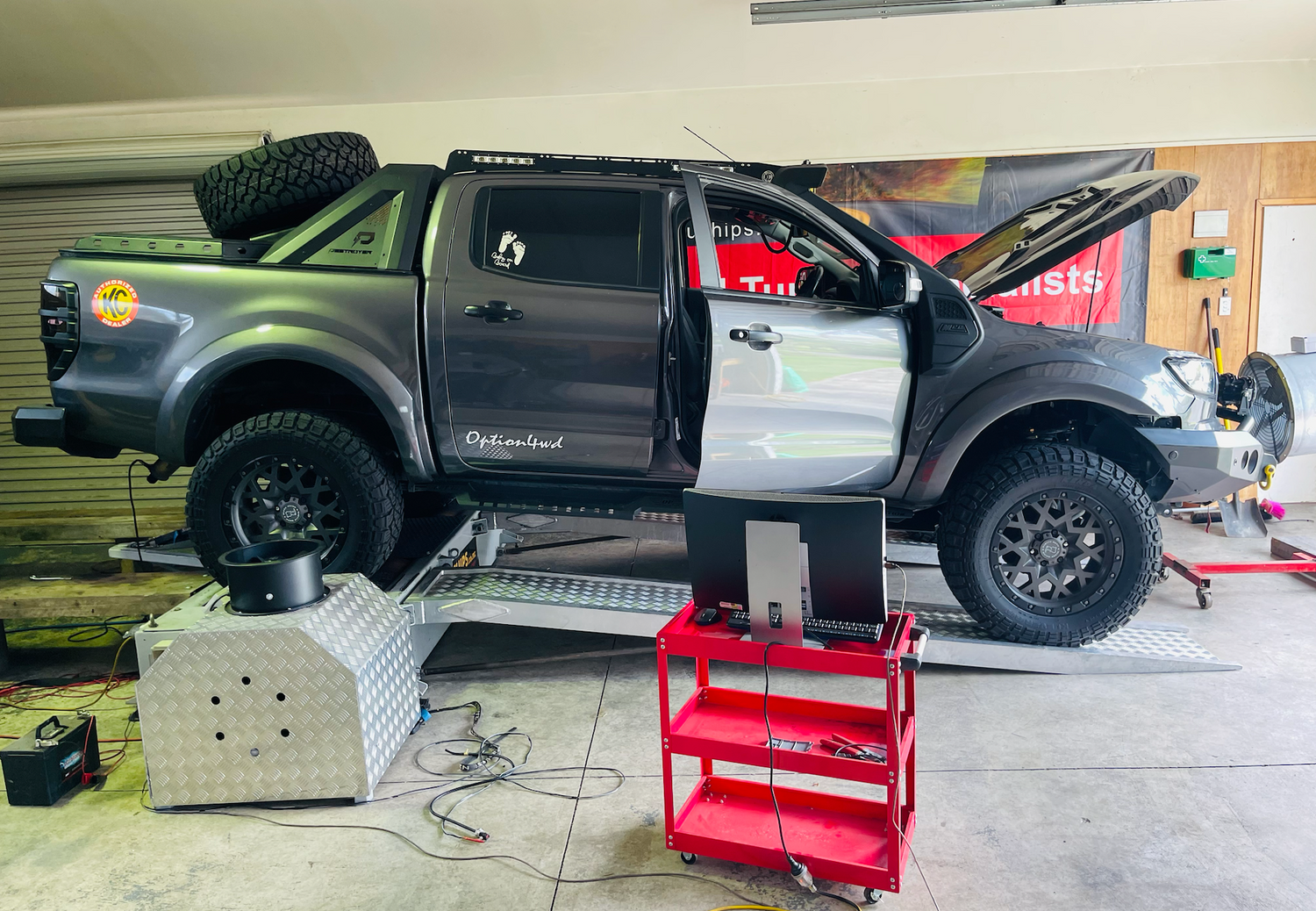 ENGINE & PERFORMANCE PARTS