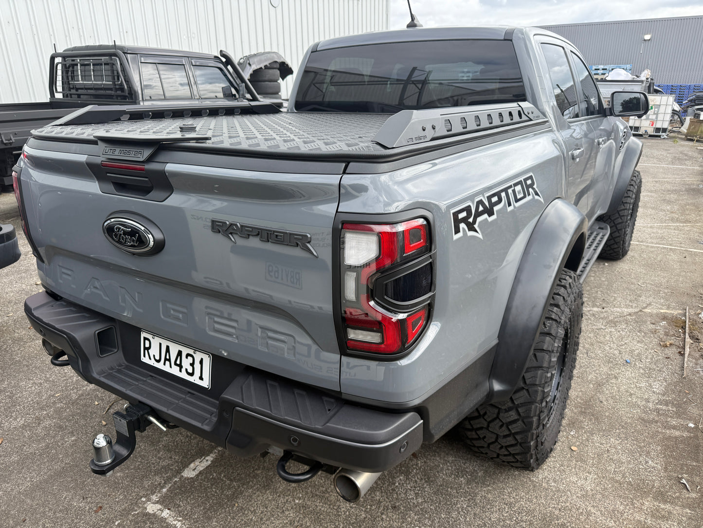 +50mm Wide OEM Style - NEXT-GEN RANGER RAPTOR - WIDE BODY FLARES ( CRAZY 50% OFF BLACK FRIDAY SPECIAL )