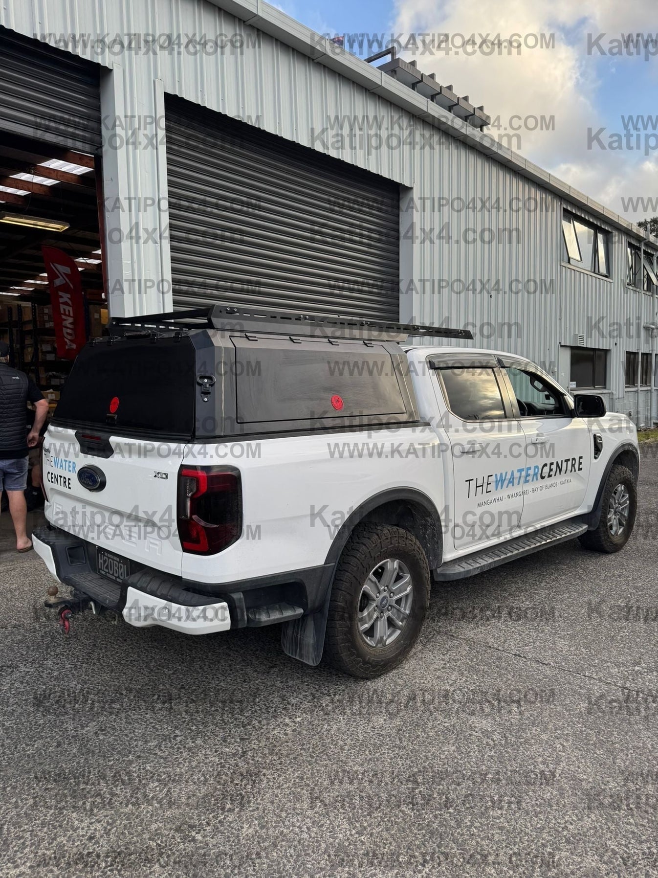 NEXT-GEN 2022+ FORD RANGER & RAPTOR Tradesman’s Aluminium Canopy With ...