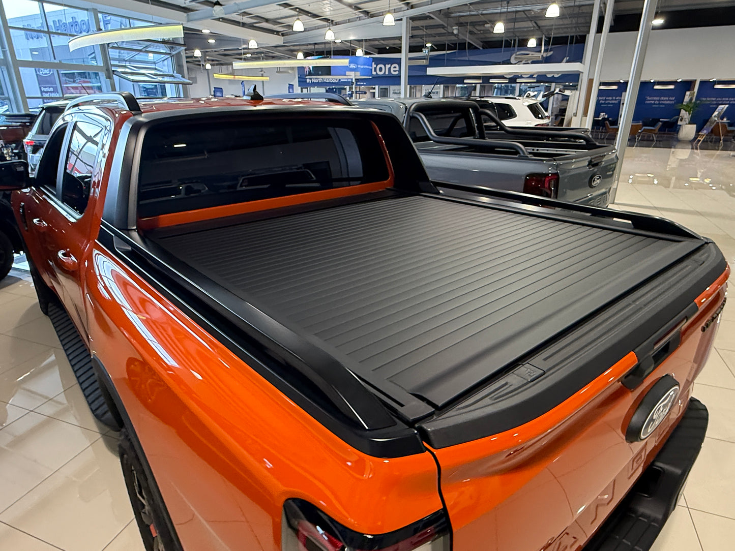 2022+ ( BLACK ROLLER LID & SAILPLANE  )  NEXT-GEN FORD RANGER & RAPTOR ELECTRIC ROLLER LID SPORTS BAR. ( FREE FITTING OR SHIPPING )