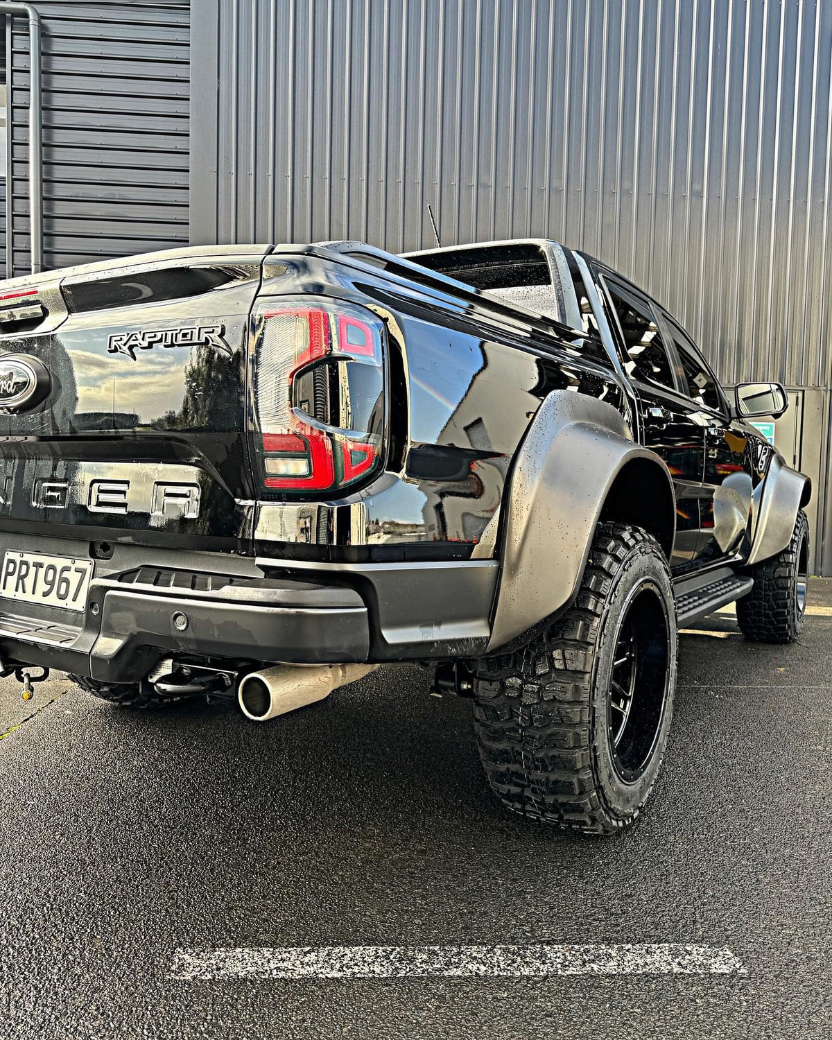 ( 19cm Wide Flares ) NEXT-GEN RANGER, RAPTOR & EVEREST - WIDE BODY FLARES (  WORLDWIDE SHIPPING  )