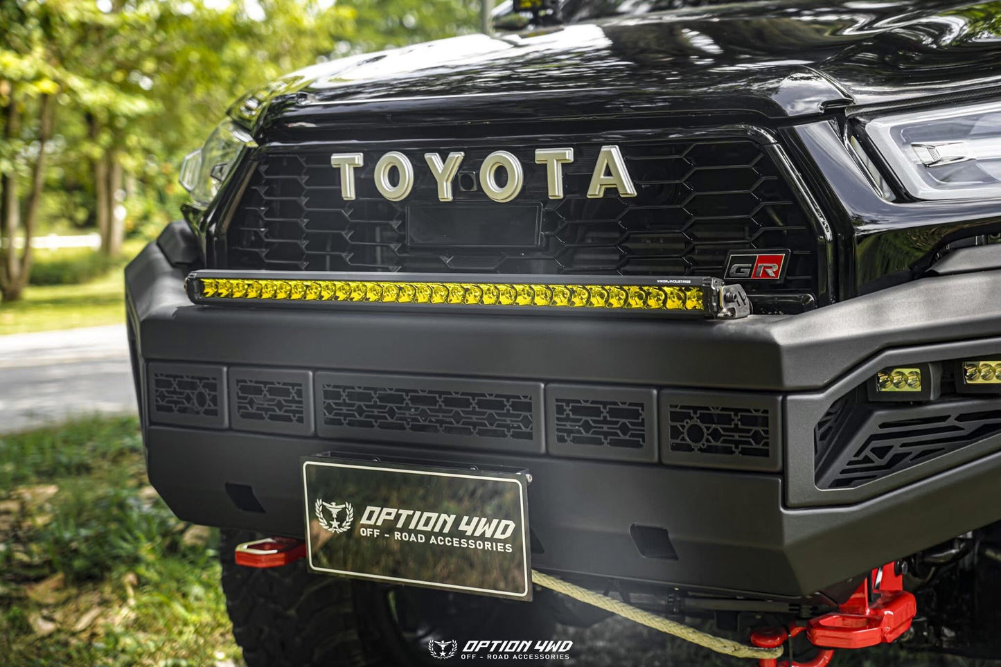 2024+ Toyota Hilux GRS Suprem Front Winch Bar