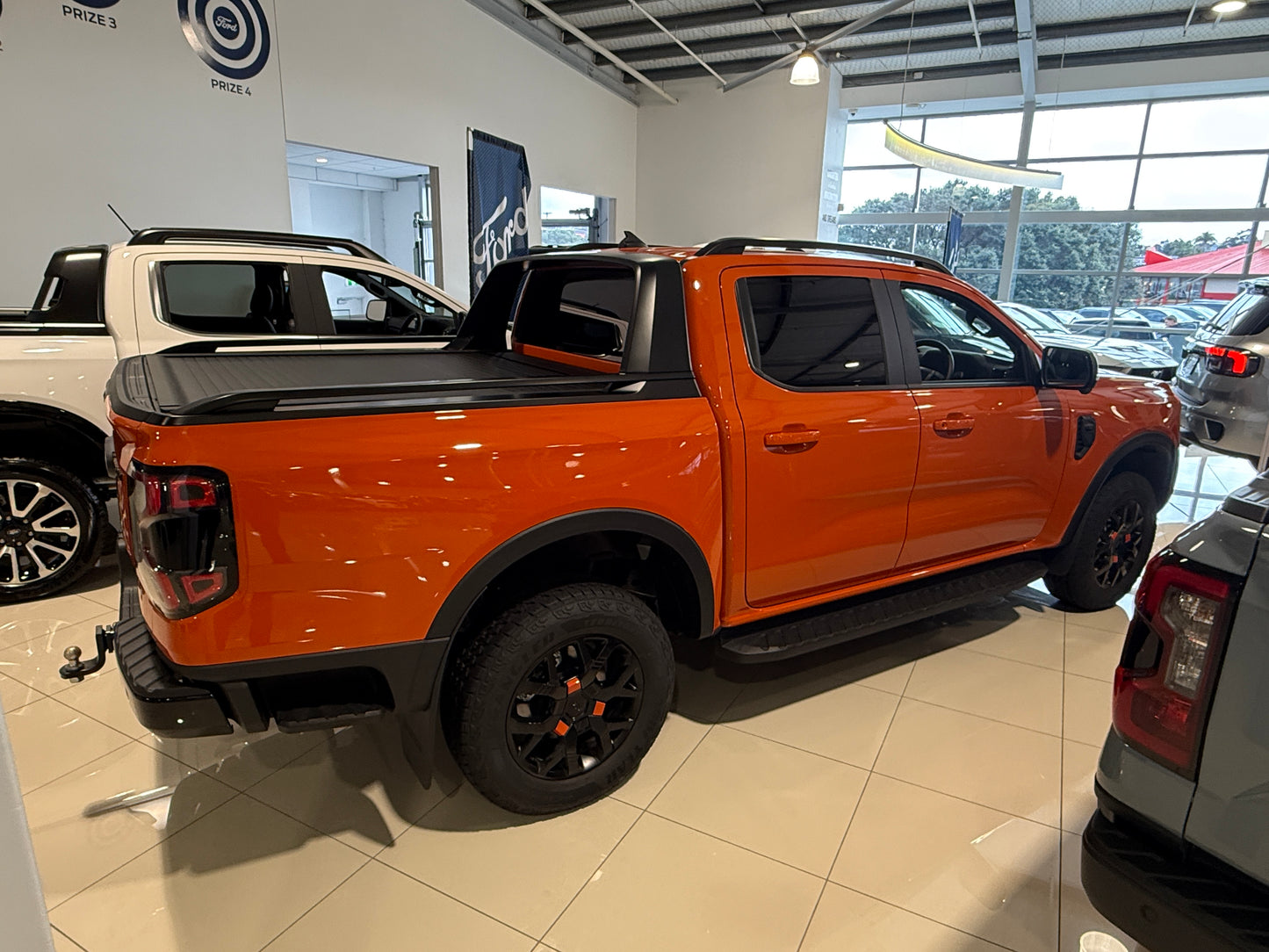 2022+ ( BLACK ROLLER LID & SAILPLANE  )  NEXT-GEN FORD RANGER & RAPTOR ELECTRIC ROLLER LID SPORTS BAR. ( FREE FITTING OR SHIPPING )