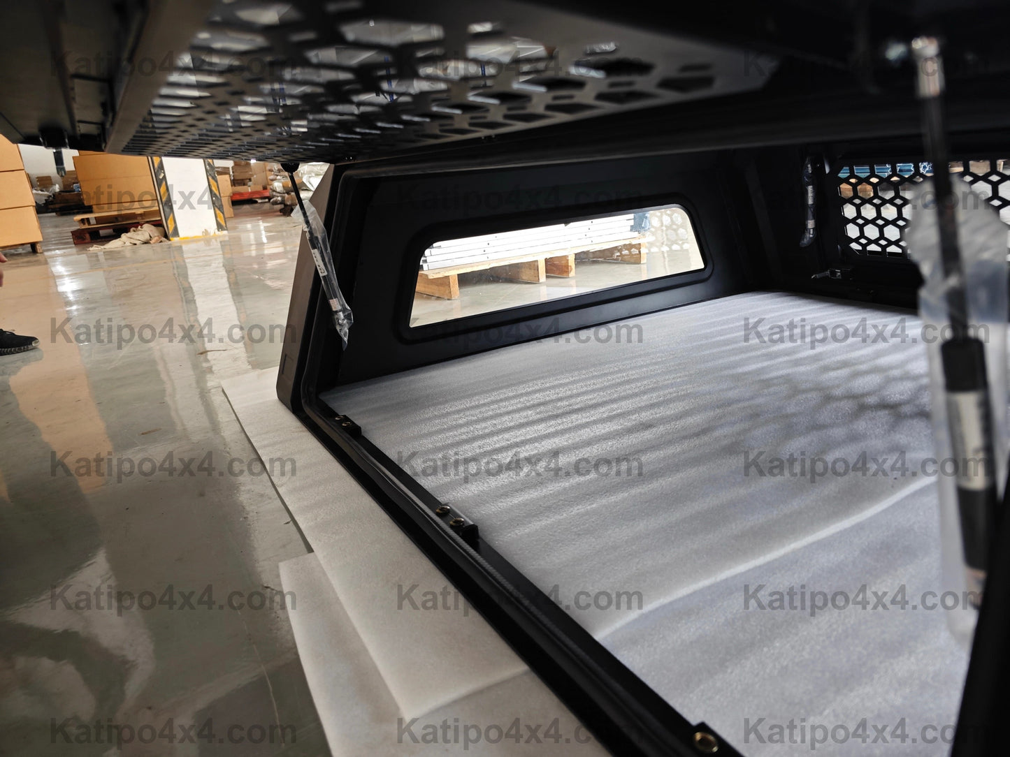 PREMIUM ALUMINIUM CANOPY - NEXT-GEN 2022+ FORD RANGER & RAPTOR - NEW 2026 Design