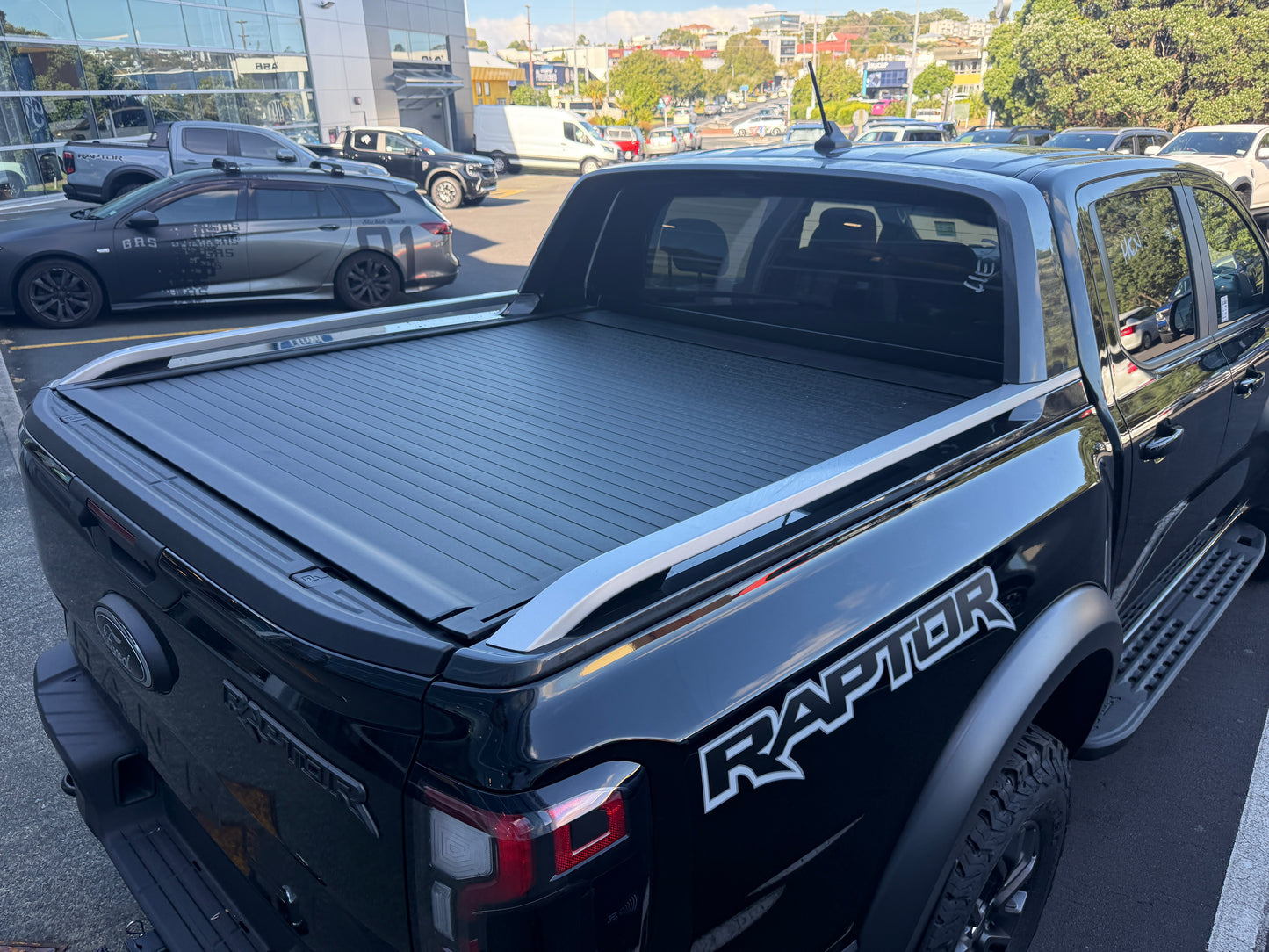 2022+ ( BLACK )  NEXT-GEN FORD RANGER & RAPTOR ELECTRIC ROLLER LID SPORTS BAR. ( FREE FITTING OR SHIPPING )