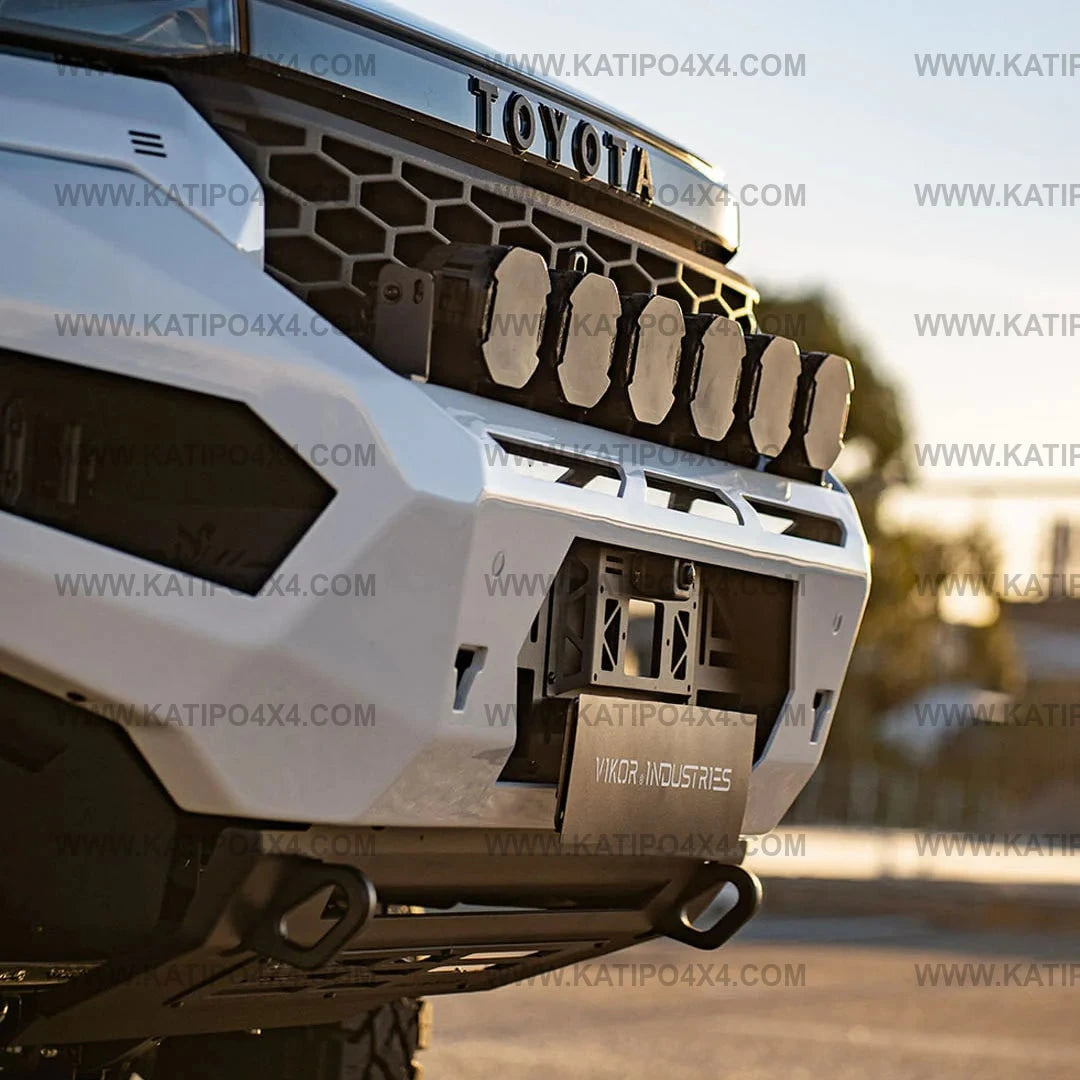 VIKOR™ Toyota Hilux Bull Bar (2026+ N90) | Diablo Bull Bar (No Loop)