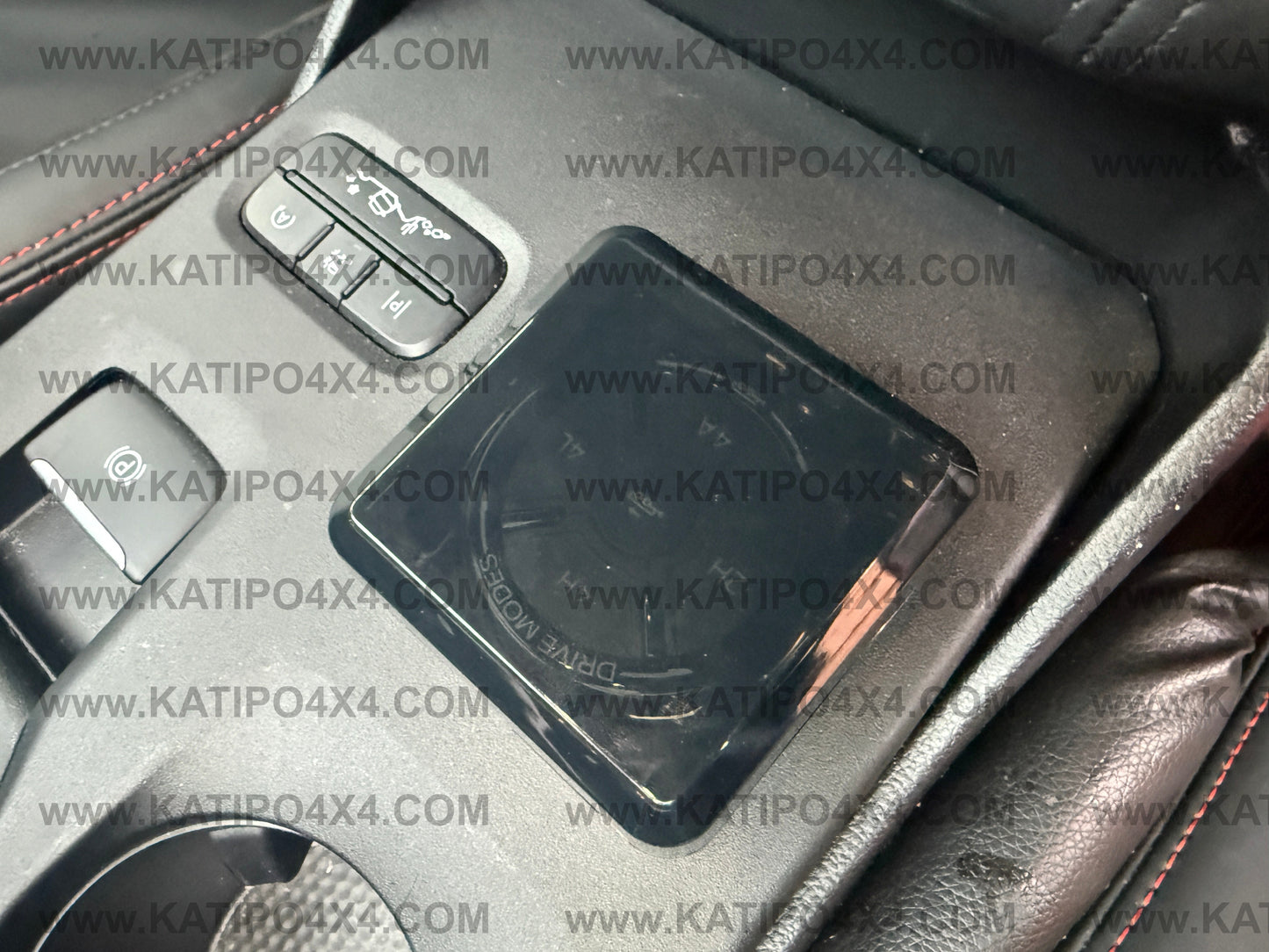 NEXT-GEN 2022+  4WD switch protection case ( STOP KIDS & PETS FROM CHANGING YOUR GEARS ) RANGER, EVEREST & RAPTOR