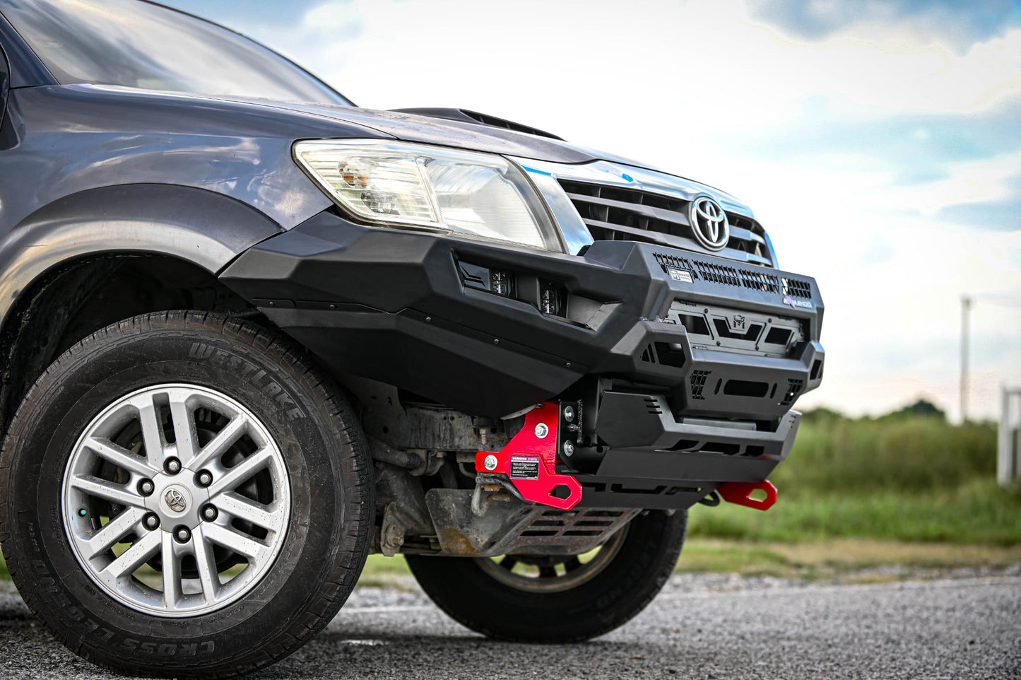 ARMANDO Spartan Series Bull Bar to suit Toyota Hilux&nbsp; 2004-2015