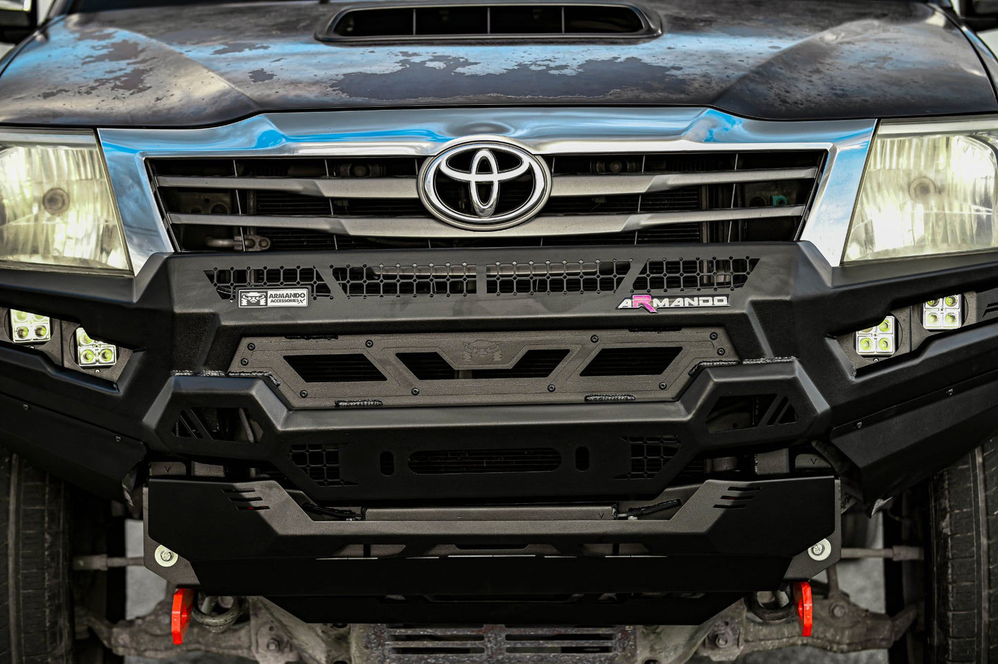 ARMANDO Spartan Series Bull Bar to suit Toyota Hilux&nbsp; 2004-2015