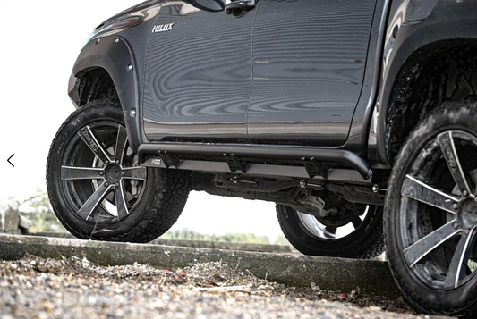 ARMANDO Side Steps to Suit Hilux N80 2015-2025+