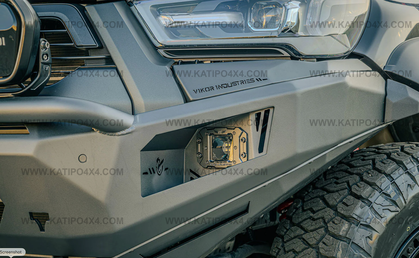 VIKOR  - Toyota Hilux Rogue Bull Bar (2023-25) | Diablo (Pre-Runner)