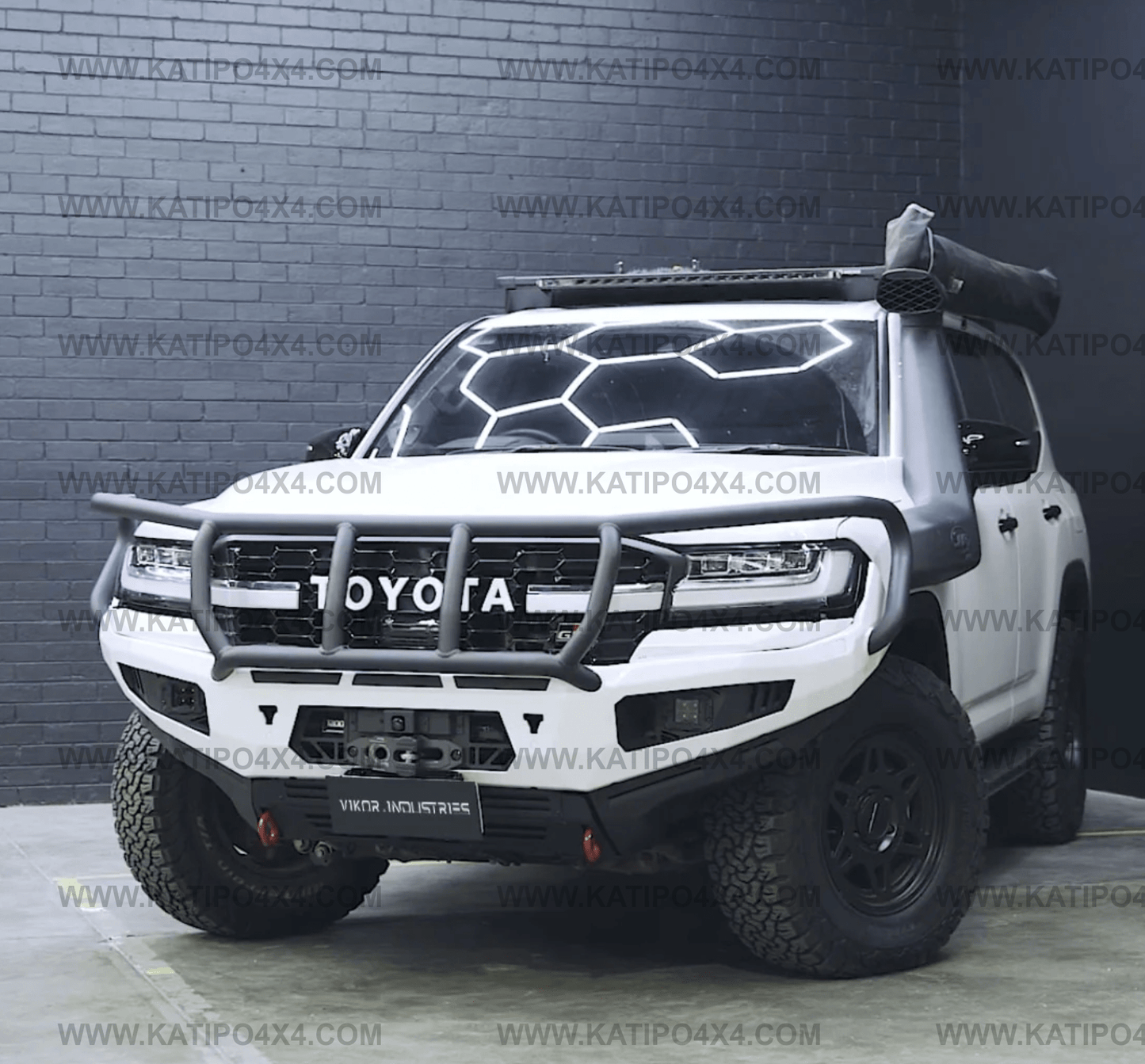 VIKOR - TOYOTA LandCruiser 300 Series 2021+ | Diablo (Full Guard)
