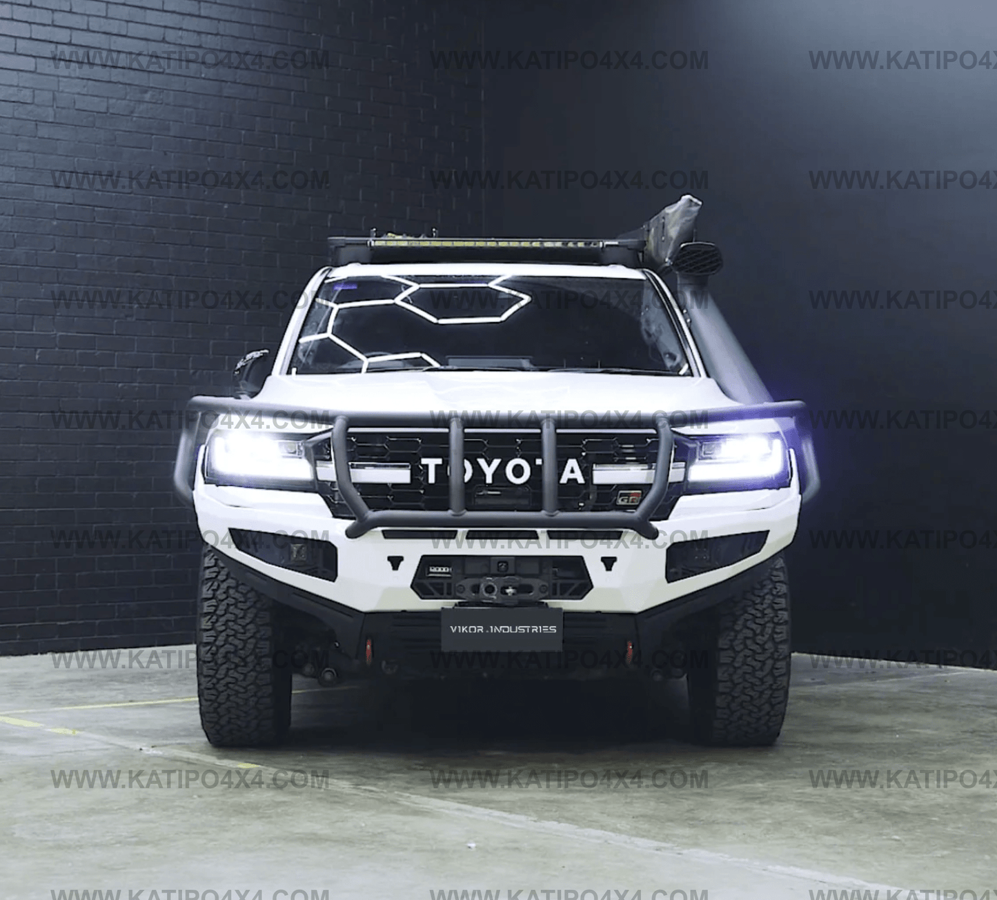 VIKOR - TOYOTA LandCruiser 300 Series 2021+ | Diablo (Full Guard)