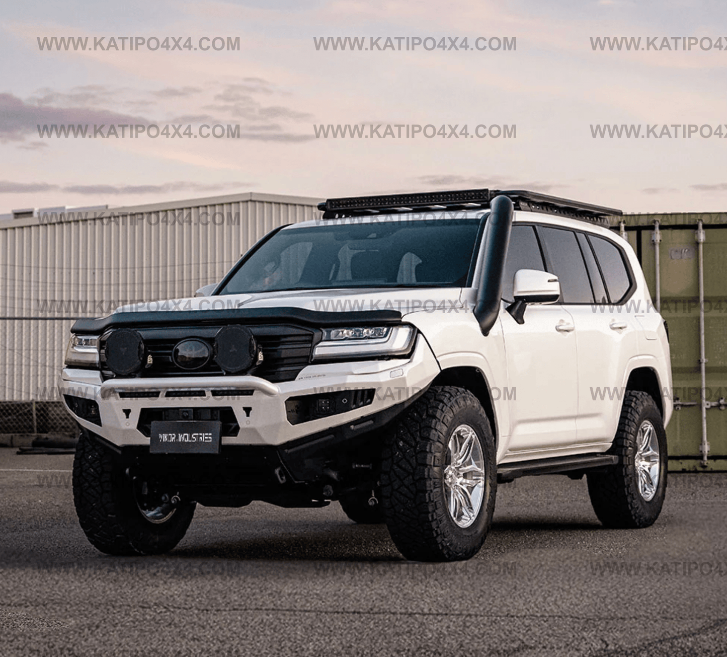 VIKOR - TOYOTA LandCruiser 300 Series Bull Bar (2021+) | Diablo (Pre-Runner)