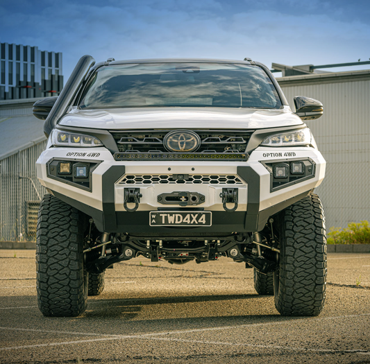 TOYOTA FORTUNER V.1 FRONT BAR ( 2021-2024+ )