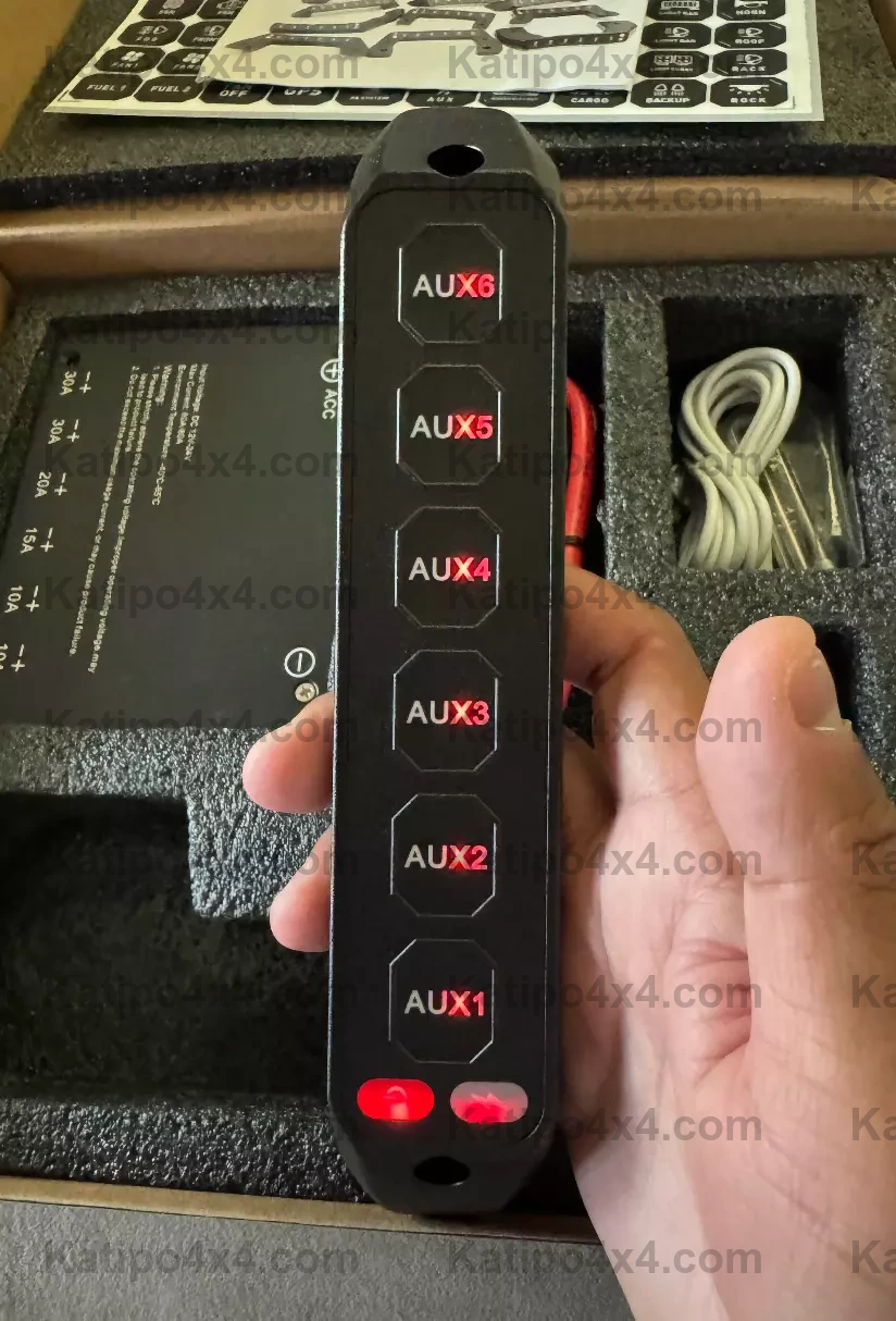 2015+ FORD RANGER, EVEREST & RAPTOR WIRELESS AUX SWITCH GRAB HANDLE SWITCH PANEL