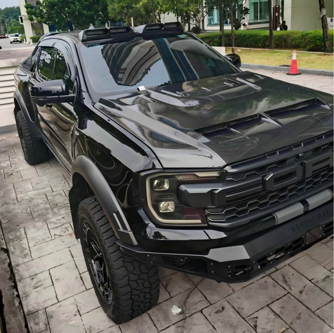 NEXT-GEN RANGER, RAPTOR & EVEREST - AFTERMARKET BONNETS  ( WORLDWIDE SHIPPING ) (Copy)