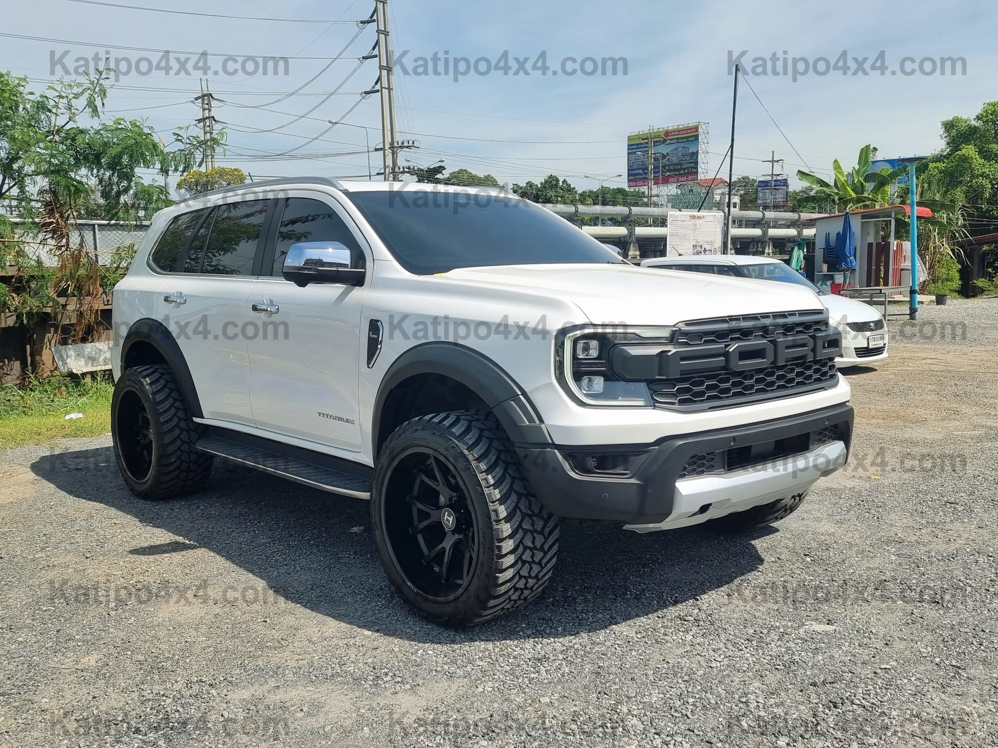 NEXT-GEN EVEREST RAPTOR WIDE BODY KIT, FRONT BUMPER & REAL RAPTOR GRIL ...
