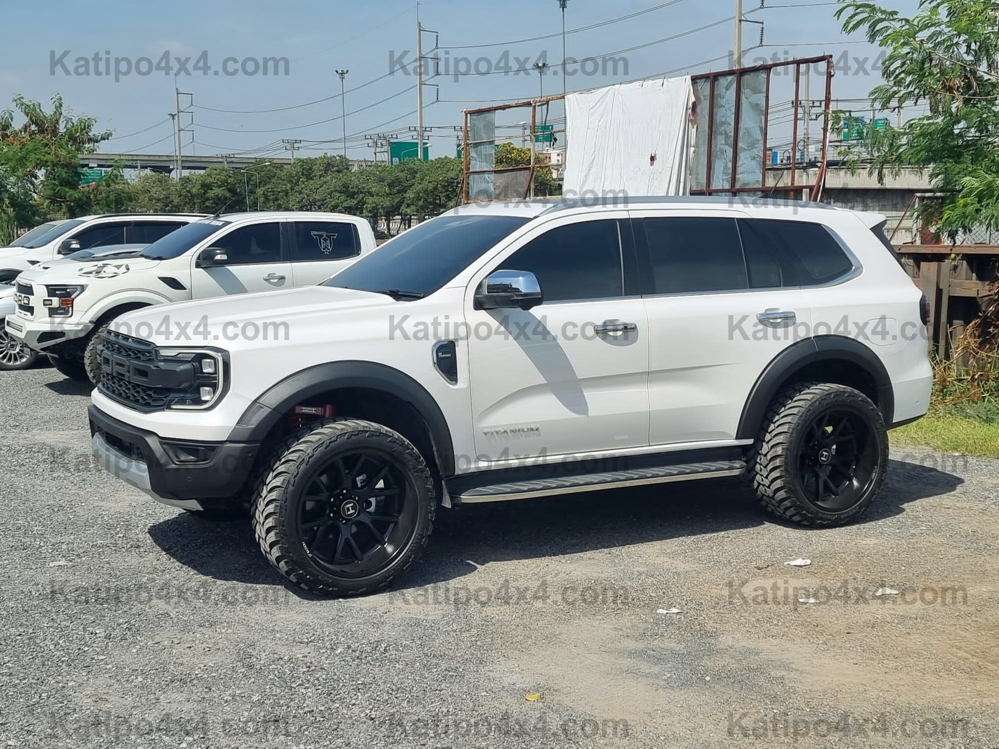 NEXT-GEN EVEREST RAPTOR WIDE BODY KIT, FRONT BUMPER & REAL RAPTOR GRIL ...
