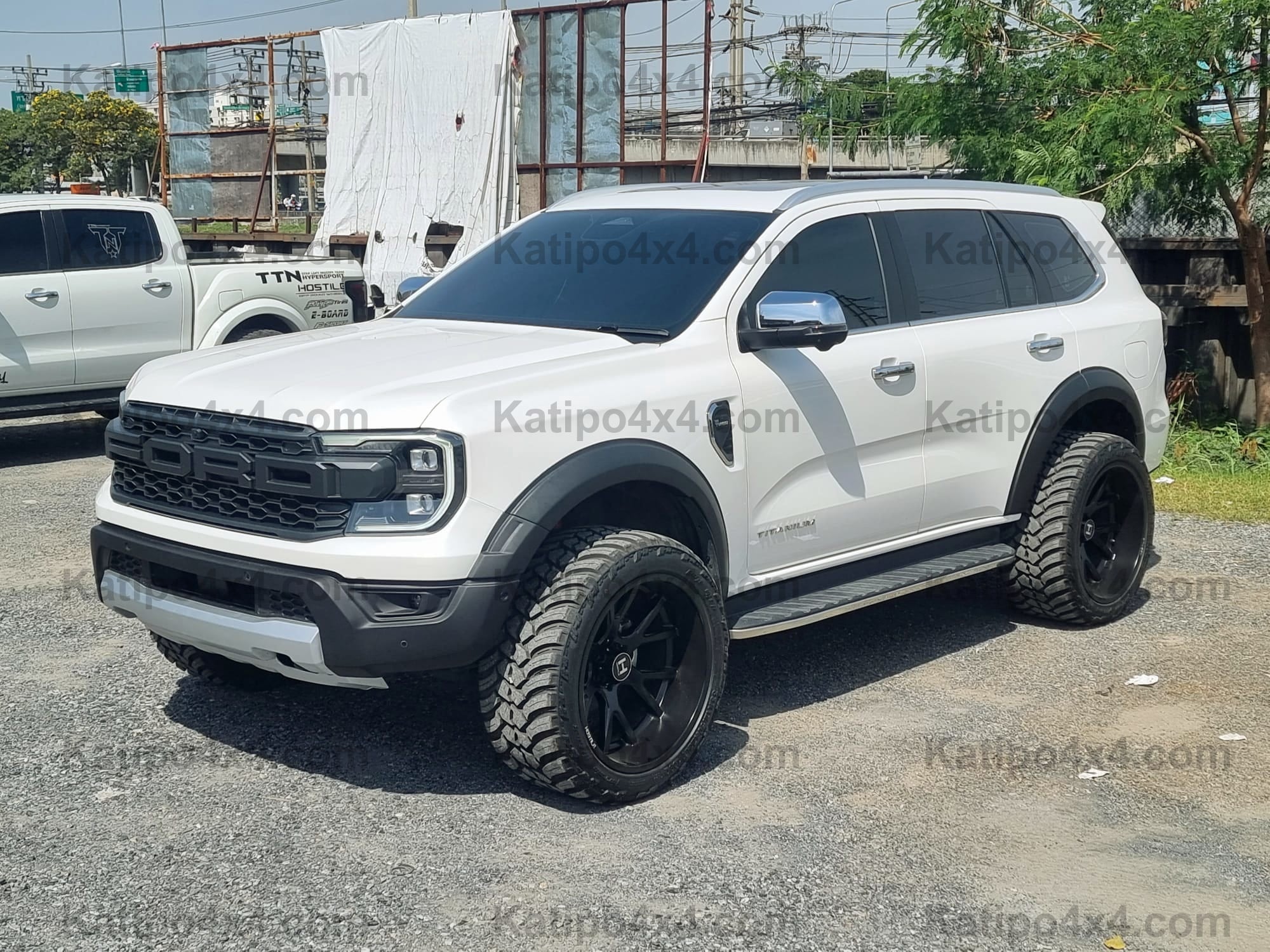 NEXT-GEN EVEREST RAPTOR WIDE BODY KIT, FRONT BUMPER & REAL RAPTOR GRIL ...